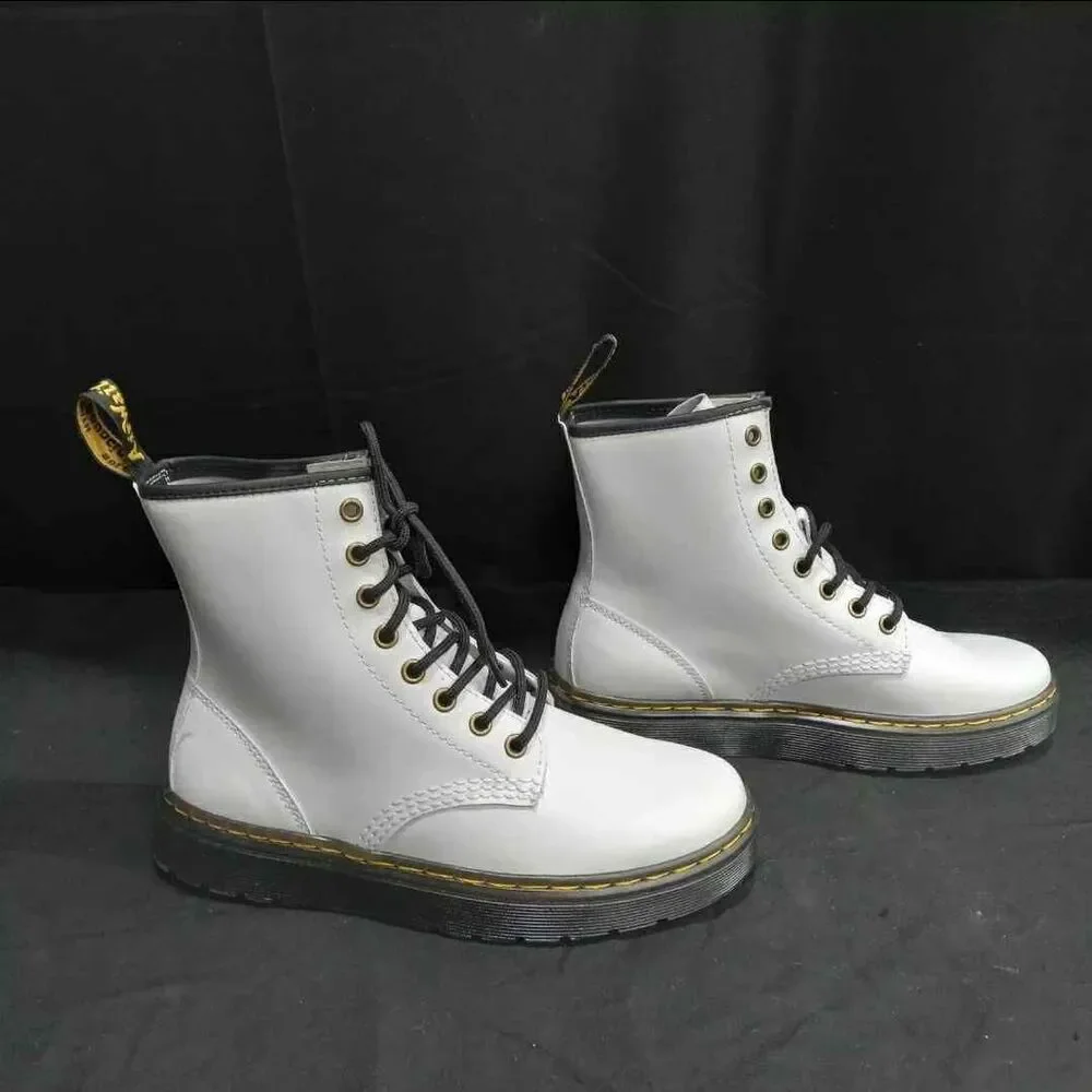 Like NEW Dr. Martens Air Wair White Ankle Combat Boots Unisex Size M6 or W7